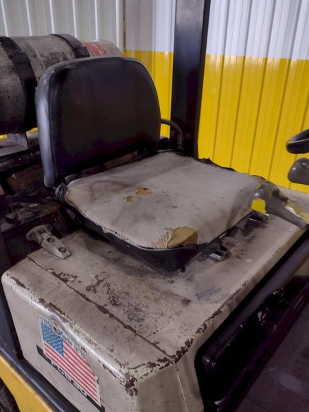 5,550 LB TCM MODEL #FCG30 PROPANE FORKLIFT: STOCK #19593