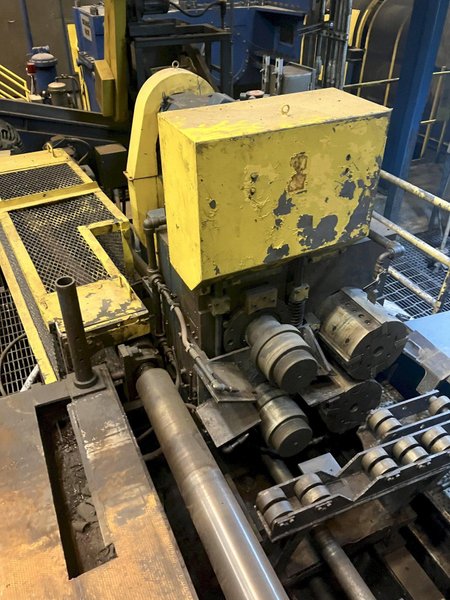 78" X 1/4" STAMCO SCRAP CHOPPER WITH EXIT CONVEYOR STOCK# 3951