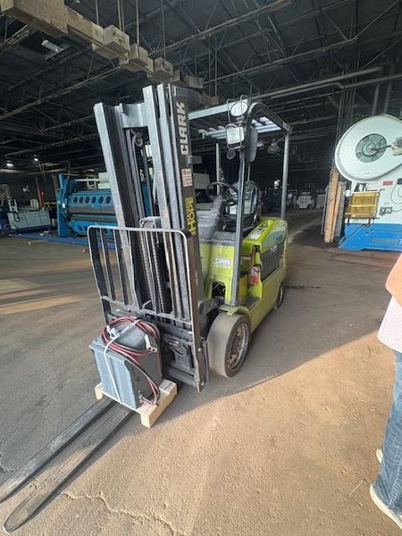 2019 Clark ECX25 Electric Forklift | 5,000 lb Capacity | 3-Stage Mast | 48V | Side Shift