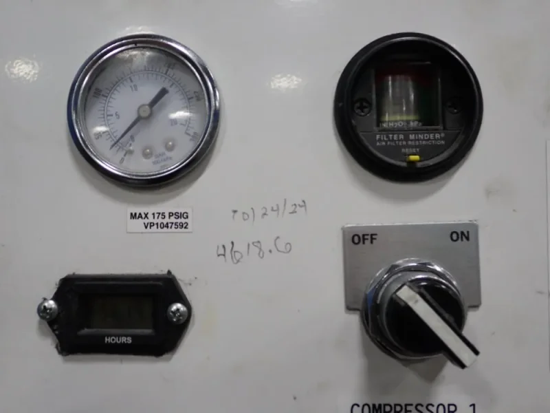 CHAMPION PNUEMATIC AIR COMPRESSOR  -  BER10