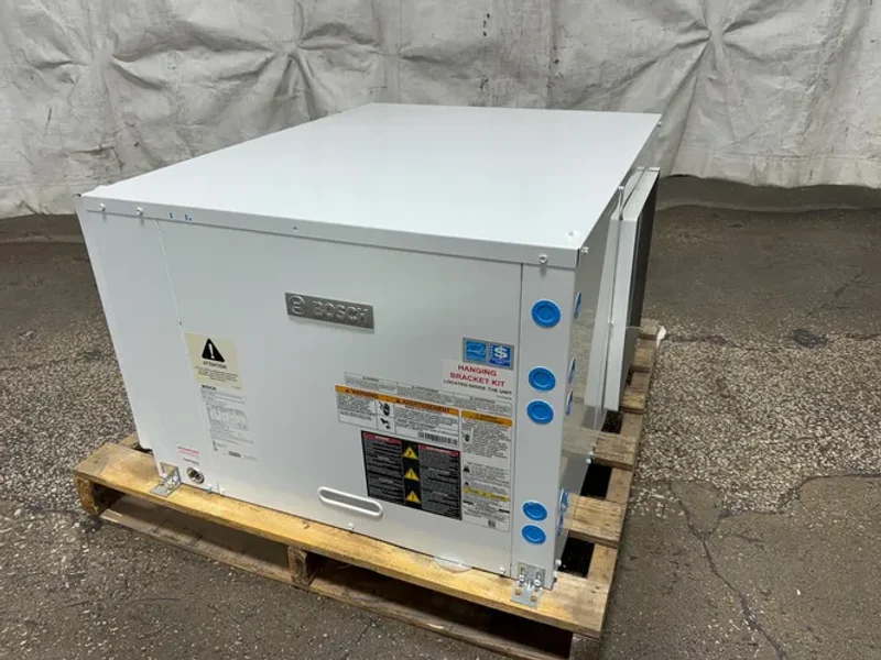 BOSCH WATER SOURCE HEAT PUMP   -  SM060-1AHX-XLSATA-CHTX