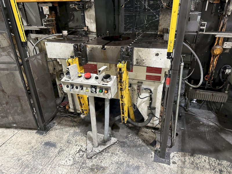 220 TON AIDA GAP FRAME METAL STAMPING PRESS