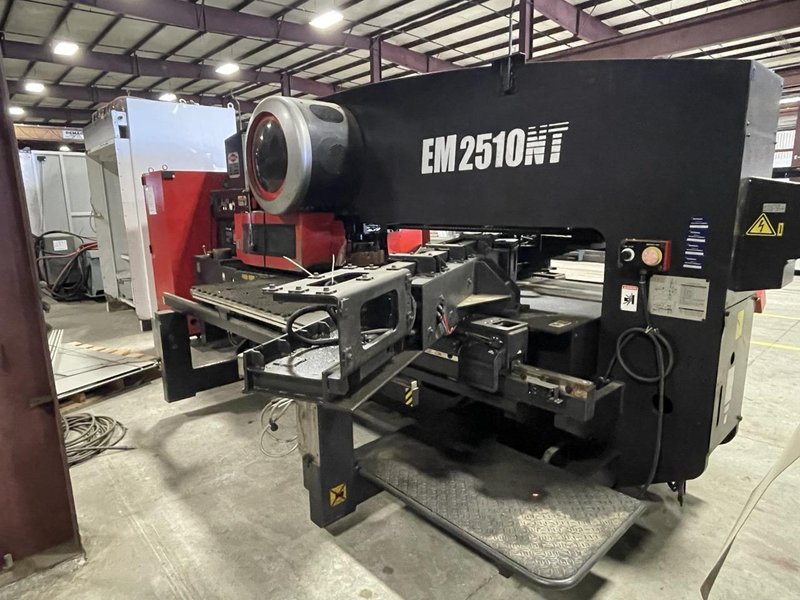 Amada EM2510NT CNC Turret Punch Press, 2004 – With AMS4020ROS Loader