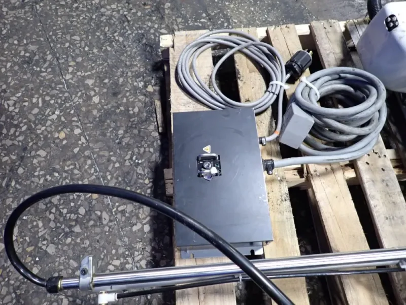 STAR AUTOMATION INC. PICK &amp; PLACE ROBOT   -  XQ-800V