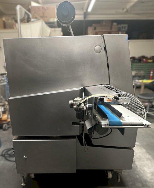 Poly-Clip System TSCA 160 Transfer Sealing Clip Automatic Sealing Clipping Machine Automatic adjustment clip pressure and displacer Automatic monitoring of clip and die (RFID)