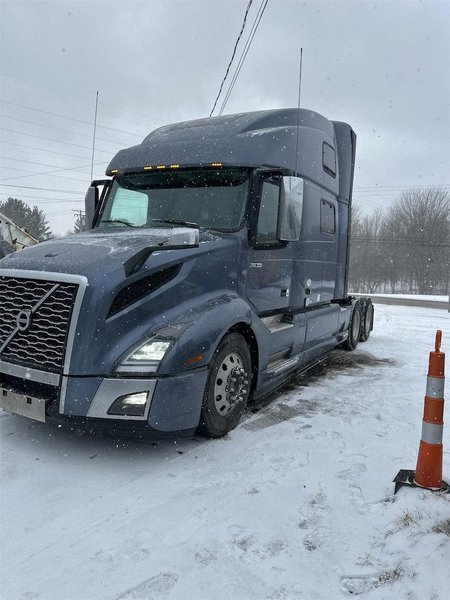 2021 Volvo VNL64T860 Stock #229000