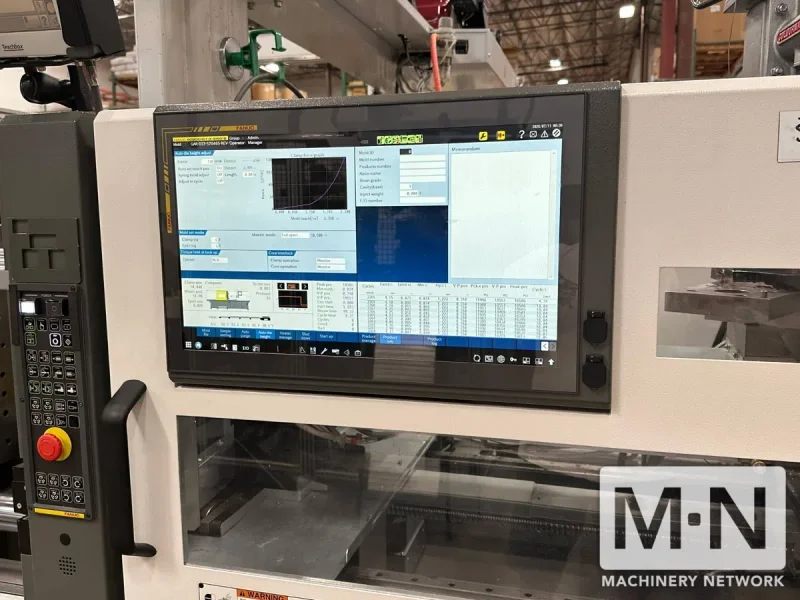 138 TON 1.9 OZ MILACRON FANUC ROBOSHOT MODEL S-110iB INJECTION MOLDING MACHINE MFG 2021