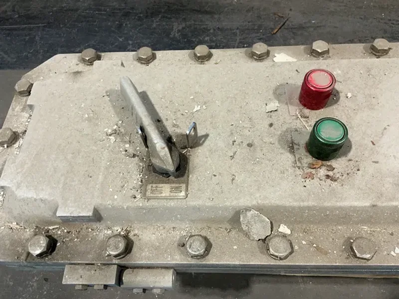 ADALET 15/25HP STARTER ENCLOSURE  -  XCBSAQ N4