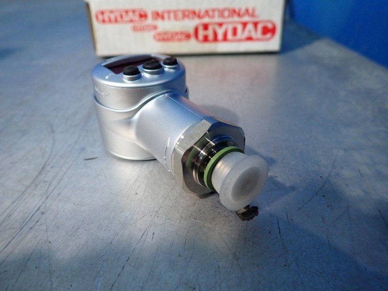 HYDAC ELECTRONIC PRESSURE SWITCHES  -  EDS 3348-5-0010-020-F1