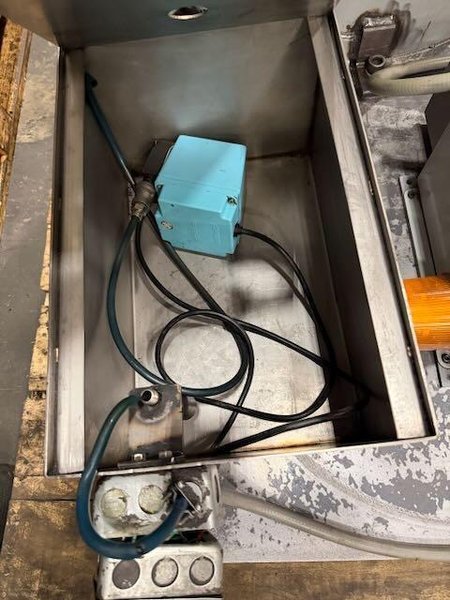 New Holland Model K89 Spin Dryer