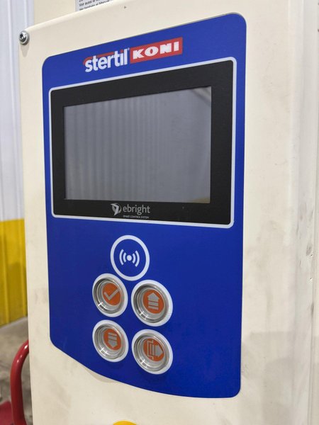 (4) 14,000 LBS STERTIL-KONI ST-1064FWA MODEL #38627535-05  ELECTRIC BATTERY WIRELESS HEAVY DUTY MOBILE COLUMN VEHICLE LIFTS 2019: STOCK #23595