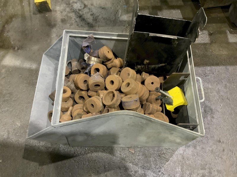 90 TON PIRANHA MODEL P-90 HYDRAULIC IRONWORKER: STOCK #80718