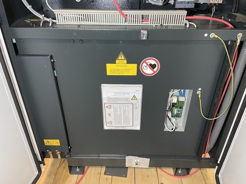 4000 Watt Coherent DC 040 Series CO2 Slab Laser, 2020 –  Kansa ICA-20 Chiller
