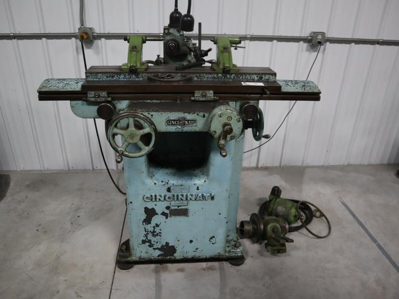 Cincinnati No. 2 Tool &amp; Cutter Grinder – Motorized Workhead, Attachments Included- Auction Item