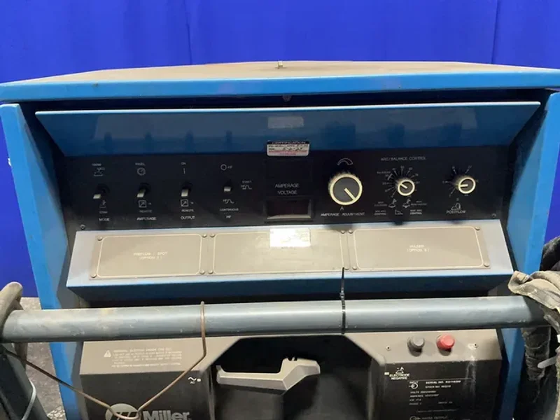 Miller Welder  - Syncrowave 351