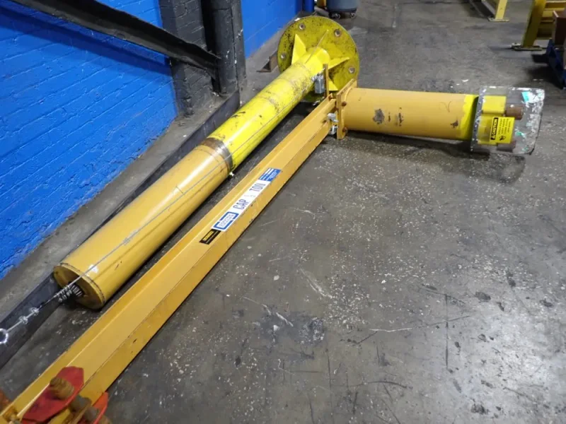CONTRX INDUSTRIES 1/2 TON JIB CRANE   -  B188