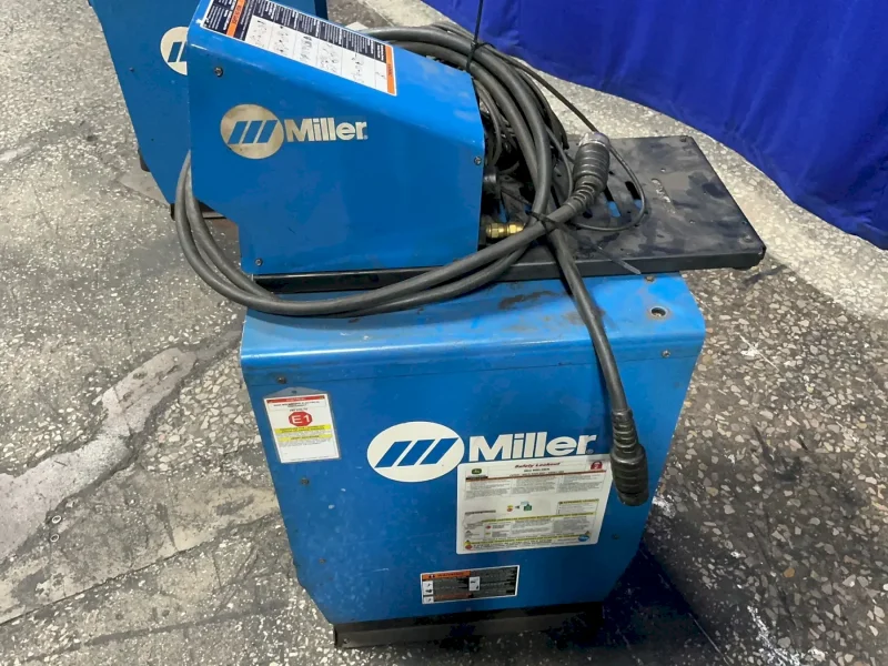 Miller  450 A  Welder  - Axcess 450