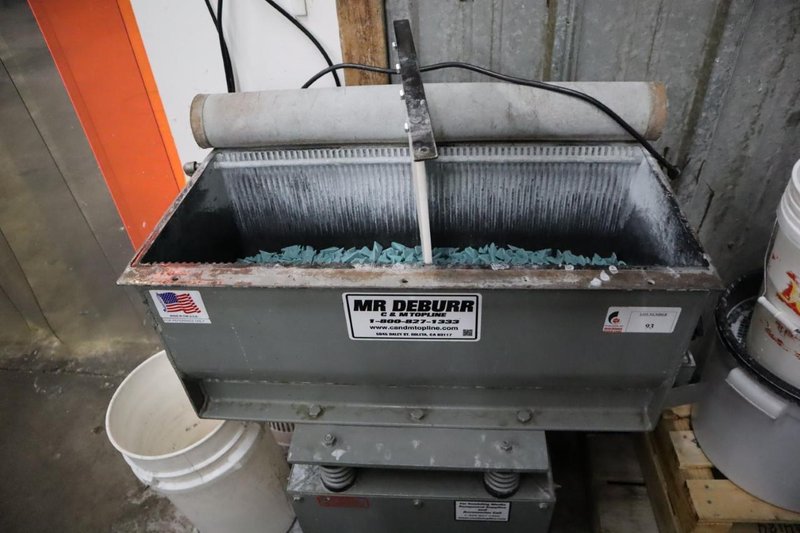 C&amp;M Topline Mr Deburr 300 Vibratory Deburring Machine - Single Phase- Auction Item