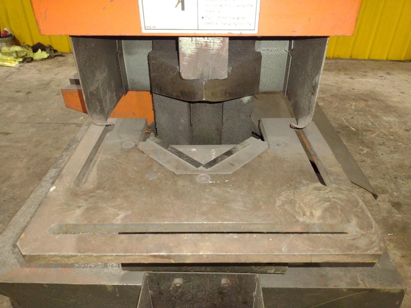 135 TON SPARTAN MODEL #IW135DX HYDRAULIC IRONWORKER: YOBRO #24716