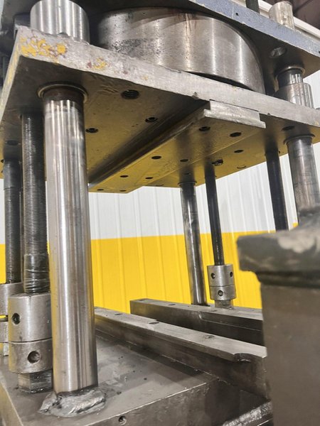 7 TON AIRAM PNEUMATIC AIR CUT OFF PRESS: STOCK #21100