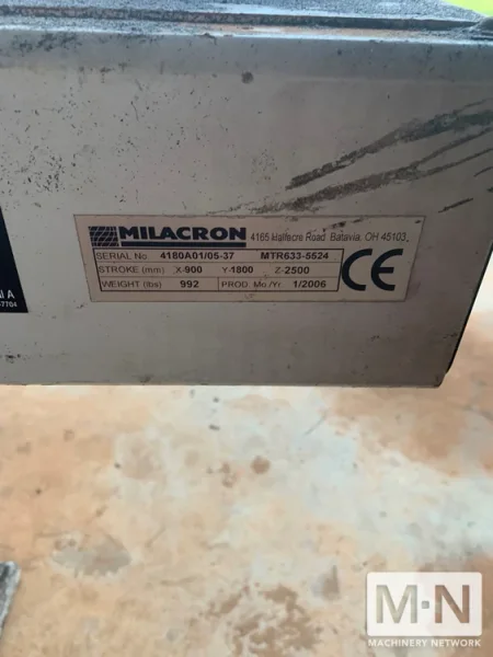CINCINNATI MILACRON ROBOT MODEL MTR633-5524 MFG 2006