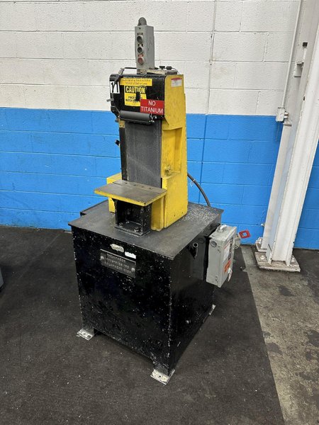 8" KALAMAZOO VERTICAL BELT GRINDER: STOCK #77890