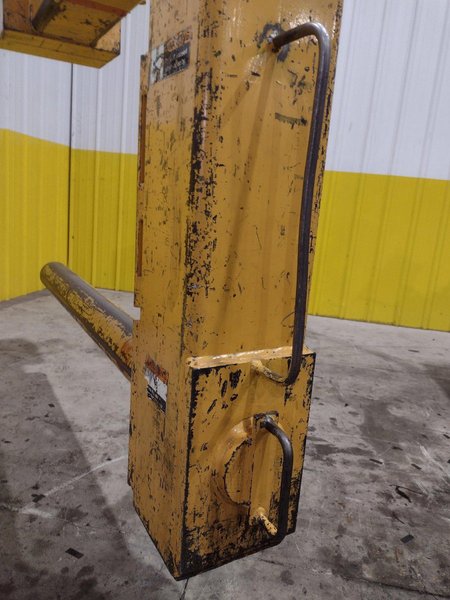 4 TON CALDWELL MODEL#81P-4-50 C HOOK PAPER COIL LIFTER: STOCK #22716