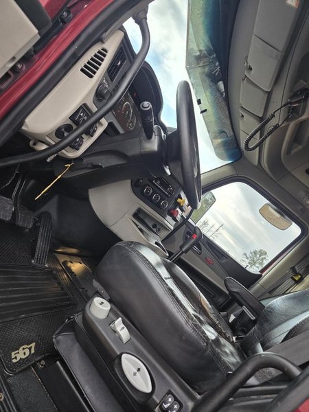 2022 Peterbilt 567 804176