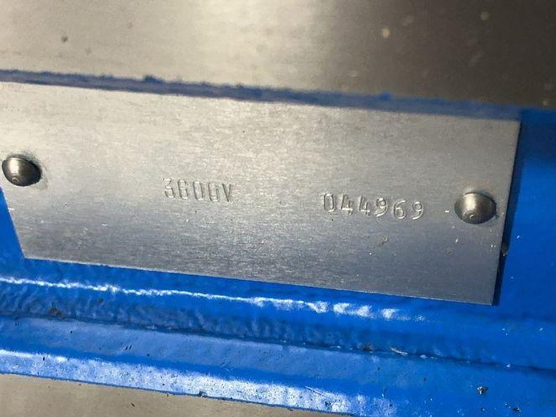 Kurt  6” Vise - 3600v