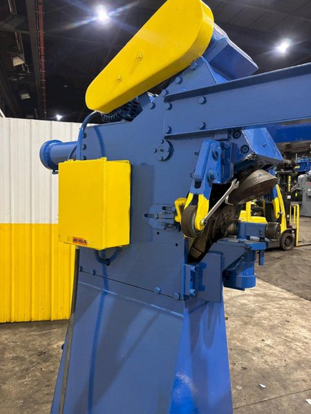 1/4&quot; CAPACITY BLUE VALLEY MODEL #FLANGER-T-588 FLANGING MACHINE: YOBRO #24453