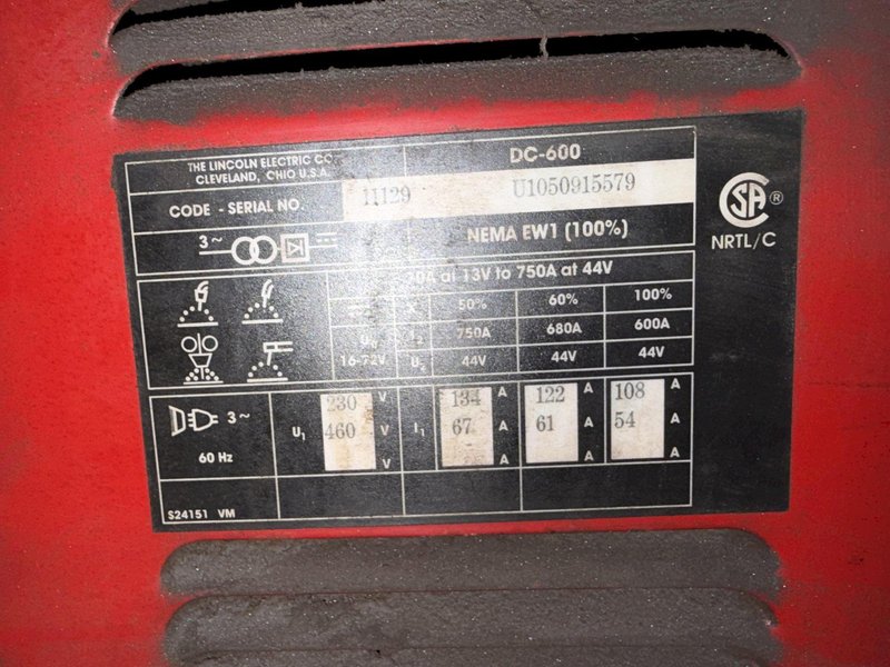 600 AMP LINCOLN MODEL DC-600 WELDER: YOBRO #26006