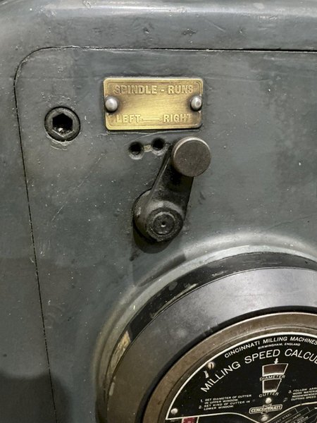 #2 CINCINNATI MODEL #2V VERTICAL MILL: YOBRO #25931