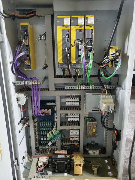 Yama Seiki GLS-2000 CNC Lathe, 2011 – Fanuc Control, Tailstock &amp; Quill, Chip Conveyor, Rigid Tapping, 10 Tool Turret