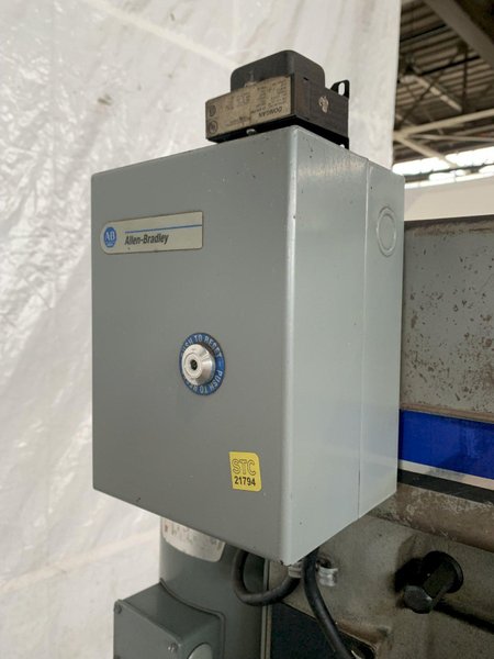 20" CLAUSING 2277 VARIABLE SPEED DRILL PRESS. STOCK # 0679924