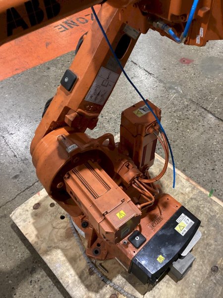 ABB IRB 2600 M2004 Robot w/ IRC5 Controls, Missing Cable Set USED