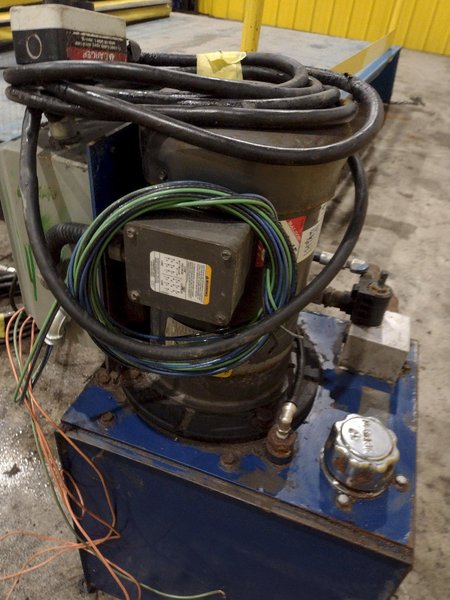 8,000 LBS X 108" X 84" BLUE GIANT MODEL #SEDPH 53-208 HYDRAULIC LIFT TABLE / ELEVATING DOCK: STOCK #22330