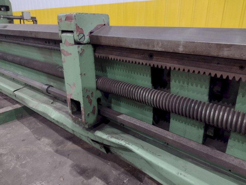 42" X 288" TOS CELAKOVICE MODEL #SU100 ENGINE LATHE WITH 4.25" HOLE AND METRIC THREADING: STOCK 15151