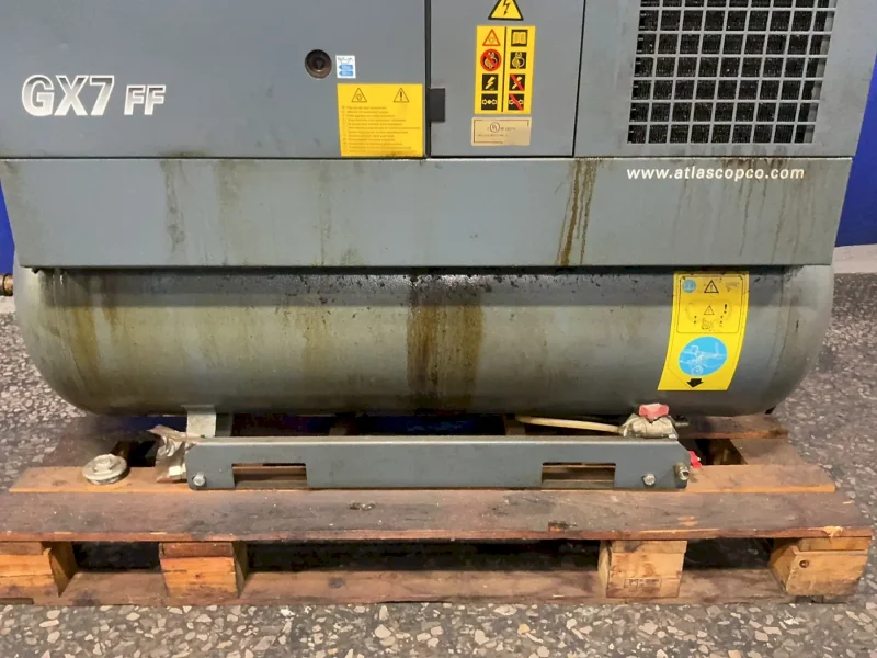 ATLAS COPCO 8.83 BARS AIR COMPRESSOR  -  GX7 FF