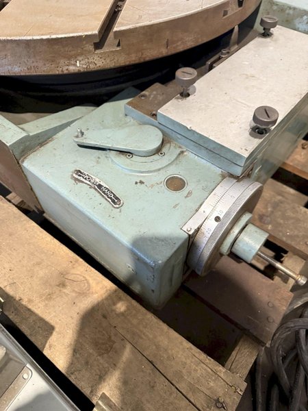 24" KNIGHT ROTARY TABLE. STOCK # 1216125