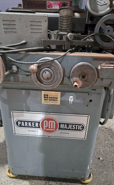 PARKER MAJESTIC MODEL SURFACE GRINDER 230/460 MOTOR SPINDLE 1209-6 USED