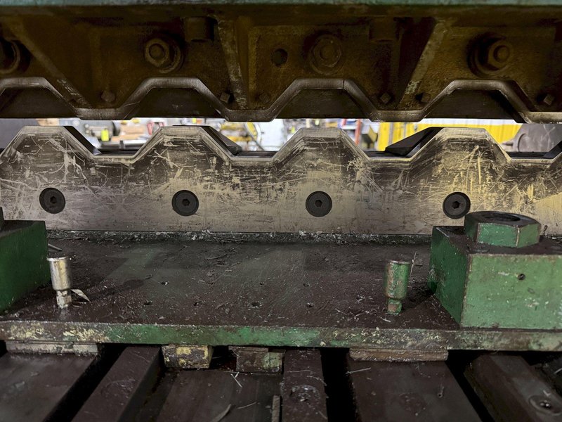 100 TON X 64" WIDE STAMCO MODEL #810-64 CUTOFF PRESS, WITH AIR CLUTCH: YOBRO #24793