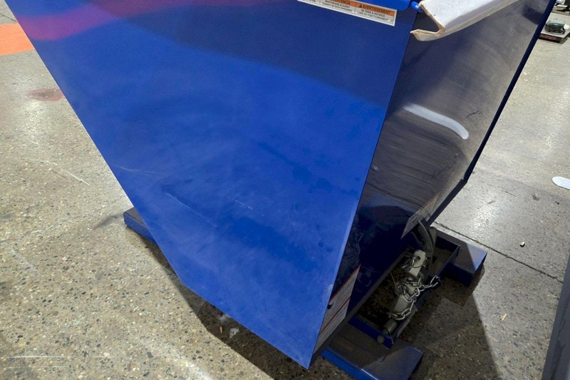 U-LINE D-200-LD 2000LB CAPACITY SELF DUMPING HOPPER – NEW