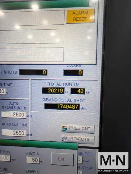 720 TON 168 OZ NISSEI MODEL FVX660III-400L HYBRID INJECTION MOLDING MACHINE MFG 2015