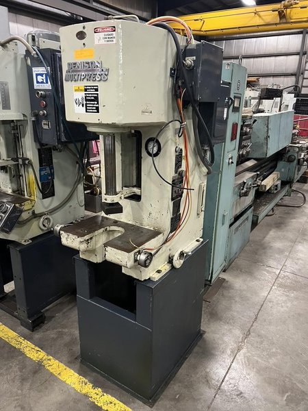 6 DENISON HYDRAULIC PRESS