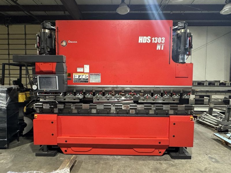 130 Ton 10′ Amada HDS 1303NT Hydraulic Press Brake, 2011 – Tooling Included