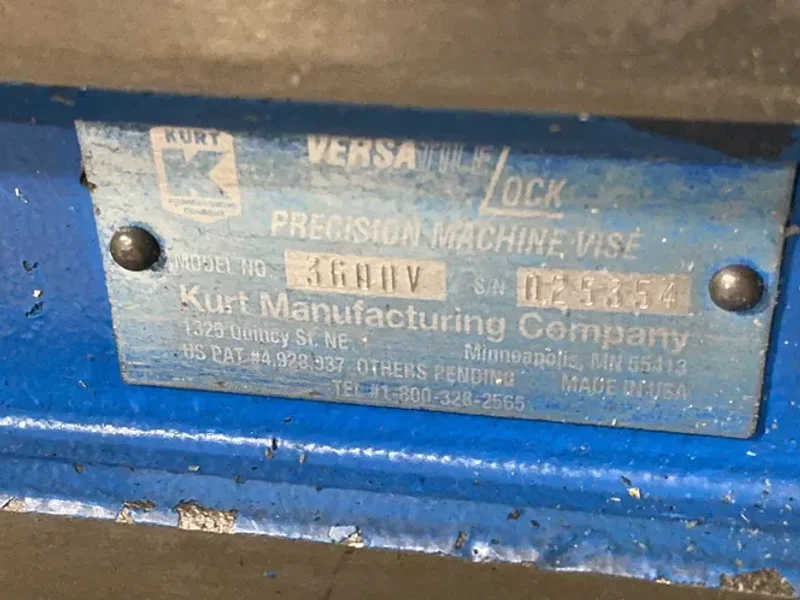 Kurt  6” Vise - 3600v