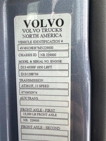 2021 Volvo VNL64T860 Stock #229000