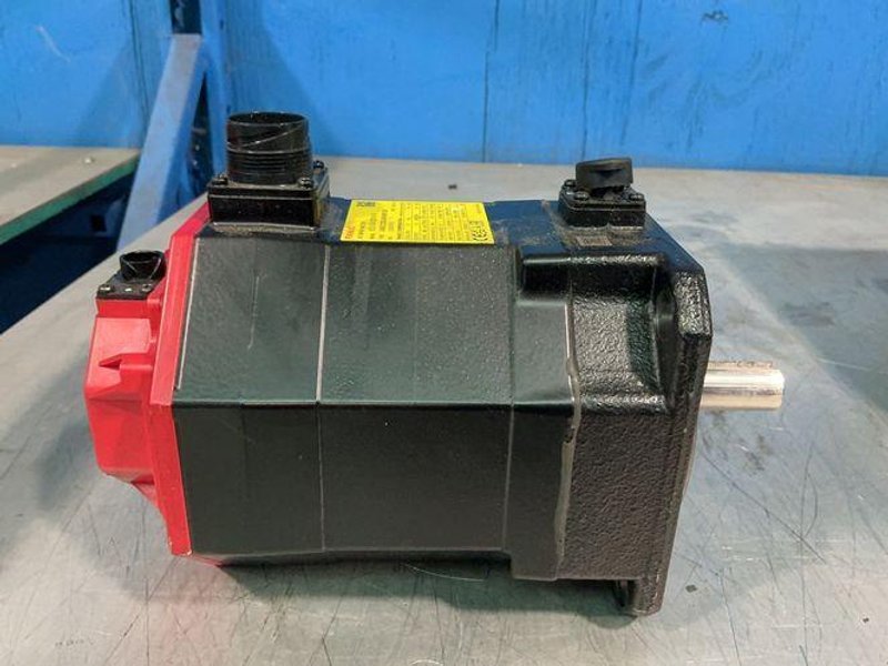 FANUC AC SERVO MOTOR   -  A06B-2236-B400#0100