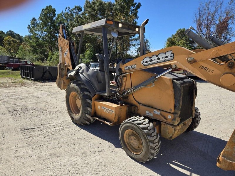 Case 580N Loader Backhoe, 2014 – Enclosed Cab, Pilot Controls