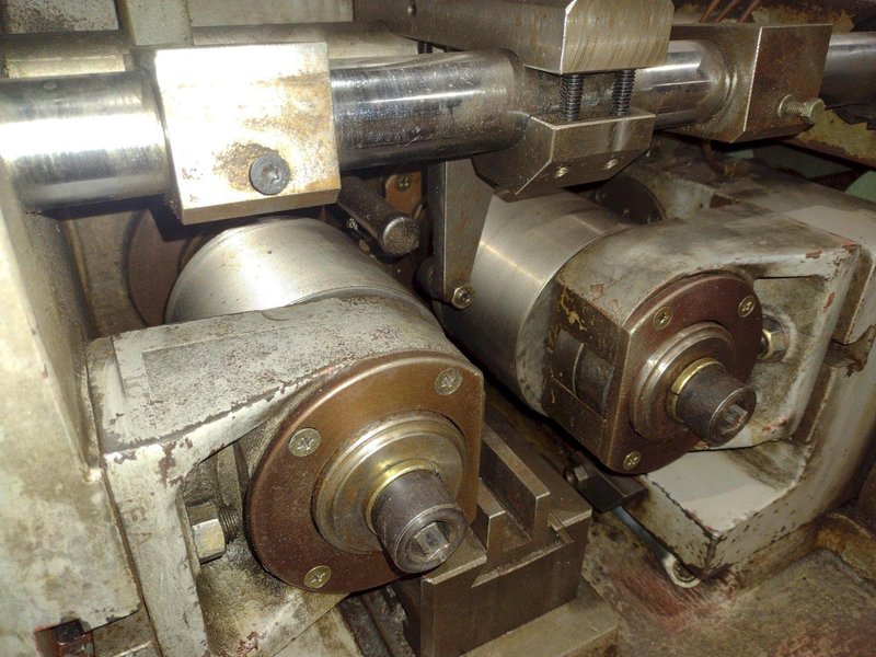 16 TON NISSEI MODEL #FA16 2-DIE INFEED THREAD ROLLER : STOCK #19733